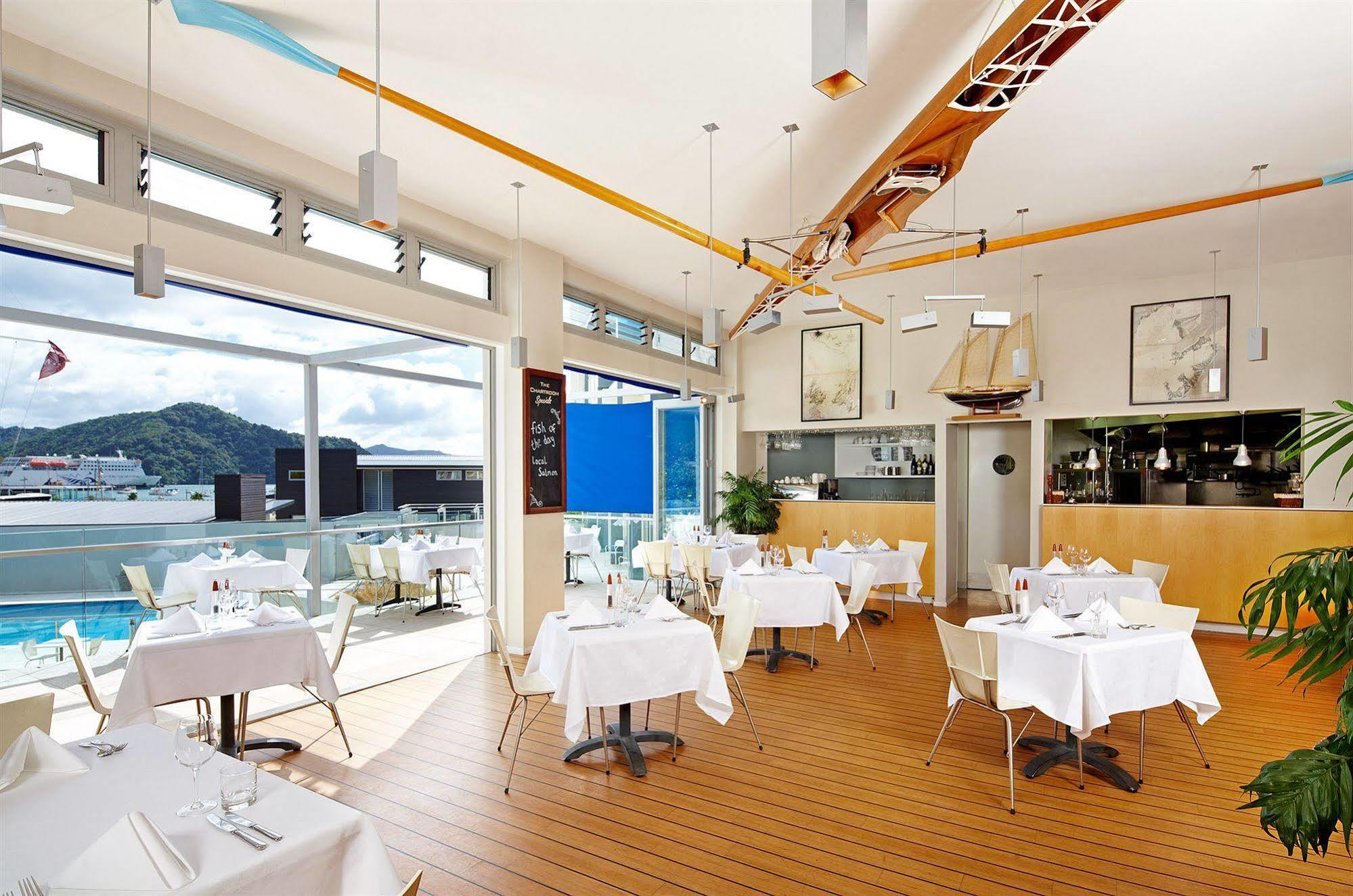 Picton Yacht Club Hotel Ресторан фото